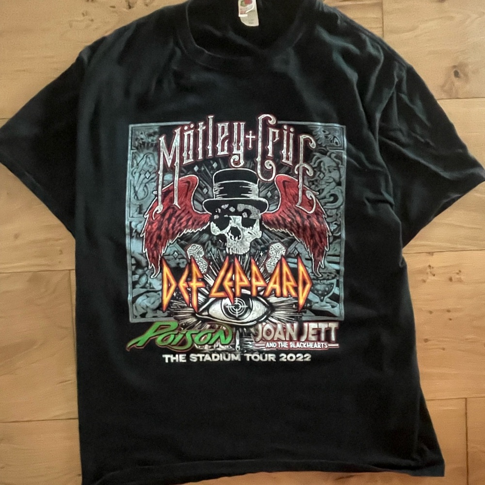 Fruit of the Loom Black def Leppard tshirt
